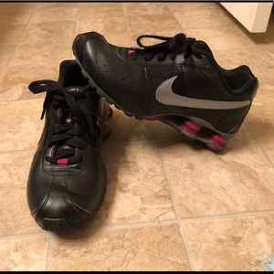 Womens Nike Shox size 7.5l